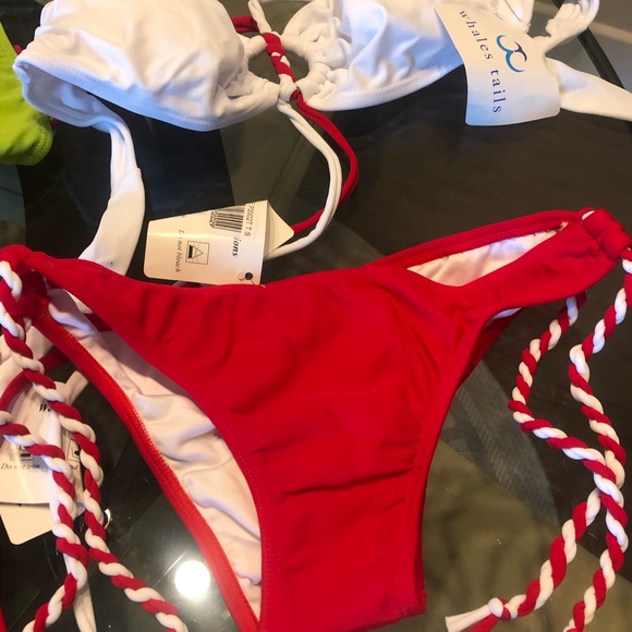 Bathing suits - Picture 4 of 12